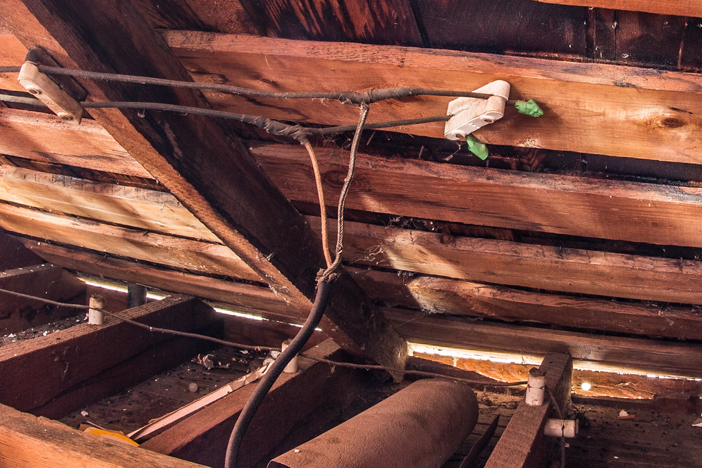 Knob and tube wiring found in older New Jersey home